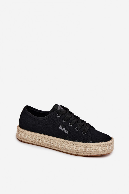 Brīvā laika apavi ar šņorēm Lee Cooper LCIN-25-44-3216 melnā krāsā Brīvā laika apavi ar šņorēm Lee Cooper LCIN-25-44-3216 melnā krāsā