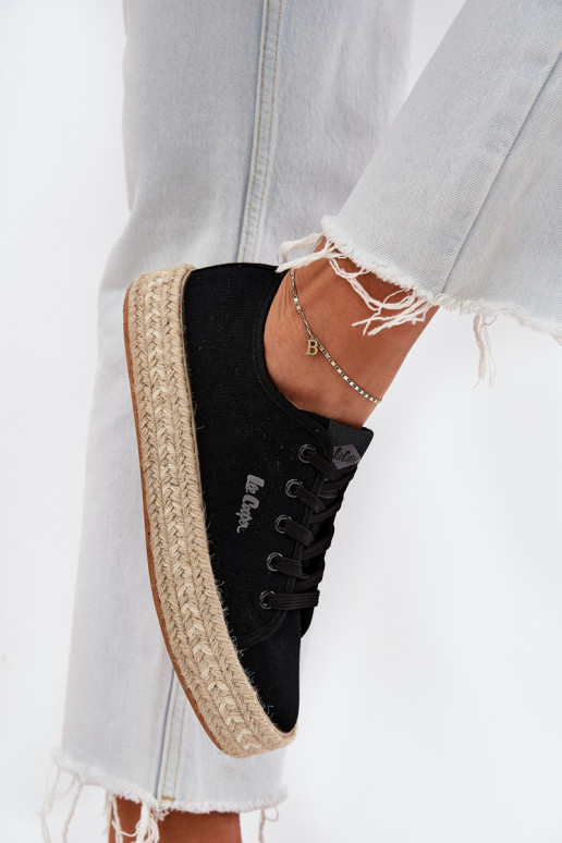 Brīvā laika apavi ar šņorēm Lee Cooper LCIN-25-44-3216 melnā krāsā Brīvā laika apavi ar šņorēm Lee Cooper LCIN-25-44-3216 melnā krāsā