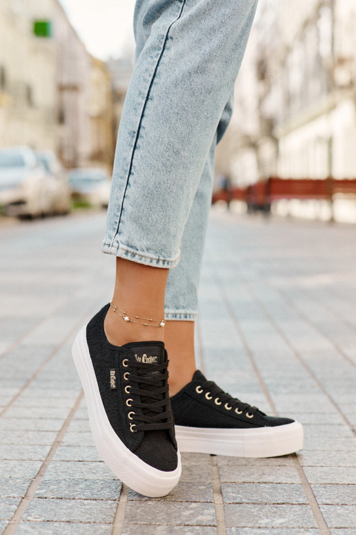 Brīvā laika apavi ar šņorēm Lee Cooper LCIN-25-31-3439L melnā krāsā Brīvā laika apavi ar šņorēm Lee Cooper LCIN-25-31-3439L melnā krāsā
