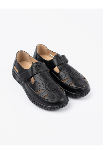 Sieviešu zābaki   Melnas krāsas 2