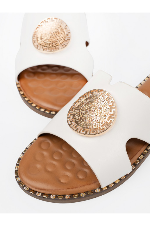 Čības balta krāsa 