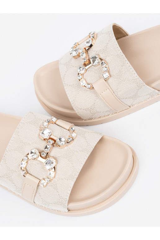 Ziloņkaula krāsas čības  ze zdobieniem