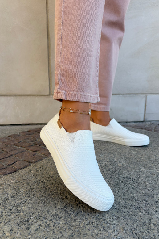 sieviešu puszābaki Slip-On Big Star RR274717 baltas krāsas sieviešu puszābaki Slip-On Big Star RR274717 baltas krāsas