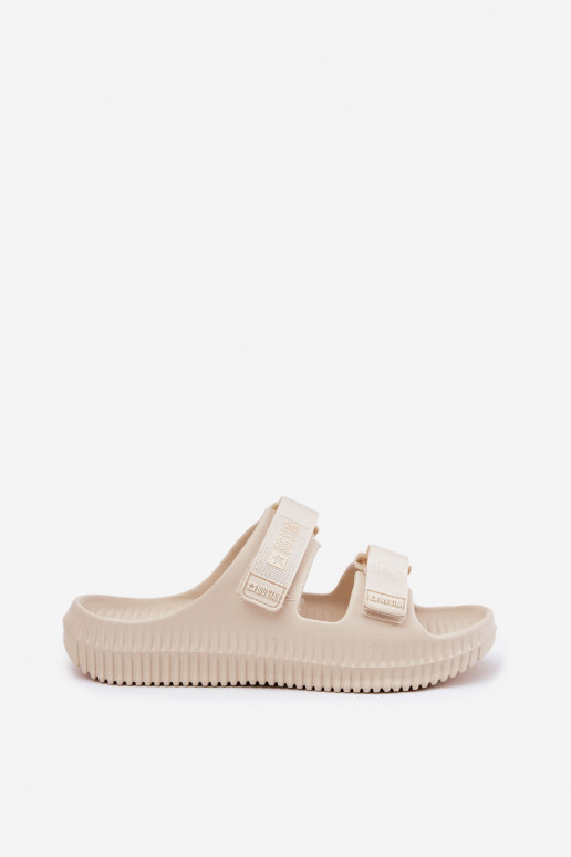 Vieglas čības uz pirksta sieviešu čības Z ar lipīgām aizdarēmami Big Star RR274A529 smilšu krāsas