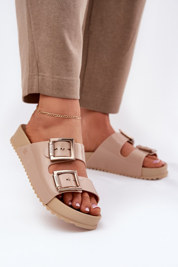 Čības    NN285092 smilšu krāsas