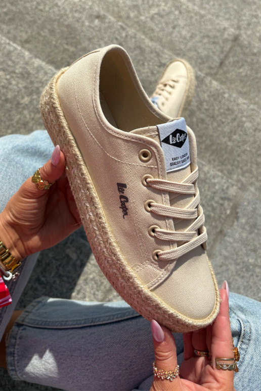 sieviešu puszābaki  Lee Cooper LCW-25-44-3215 smilšu krāsas sieviešu puszābaki  Lee Cooper LCW-25-44-3215 smilšu krāsas