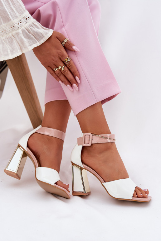 Lakotas basenes ar papēdi Vinceza 20266 baltas krāsas Lakotas basenes ar papēdi Vinceza 20266 baltas krāsas