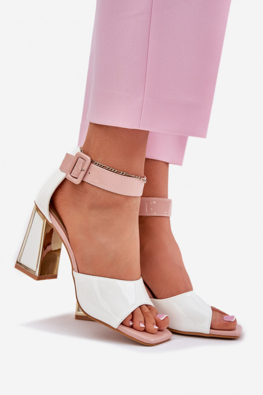 Lakotas basenes ar papēdi Vinceza 20266 baltas krāsas Lakotas basenes ar papēdi Vinceza 20266 baltas krāsas