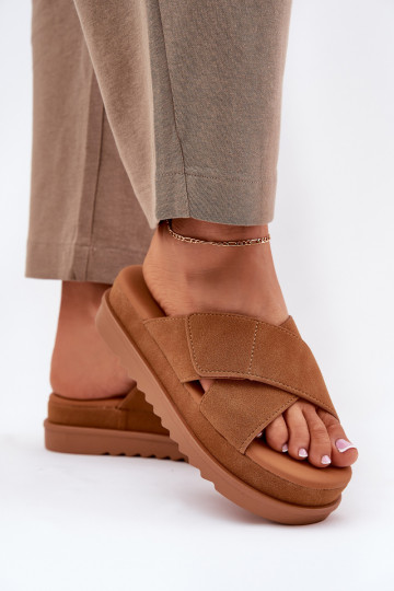 sieviešu čības ar platformu Z Przeplatającymi Się Paskami brūnas krāsas Rinasara