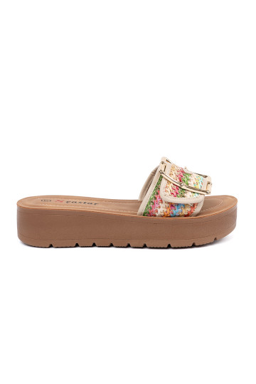 Čības  ar sprādzēm