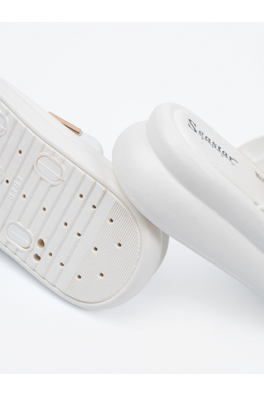 Čības ze mi klamrami ar platformu balta krāsa