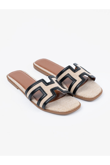 Čības z ozdobnymi wycięciami 2