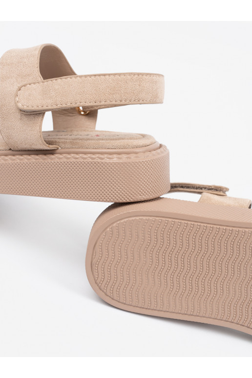 sandales  ar platformu z wycięciami