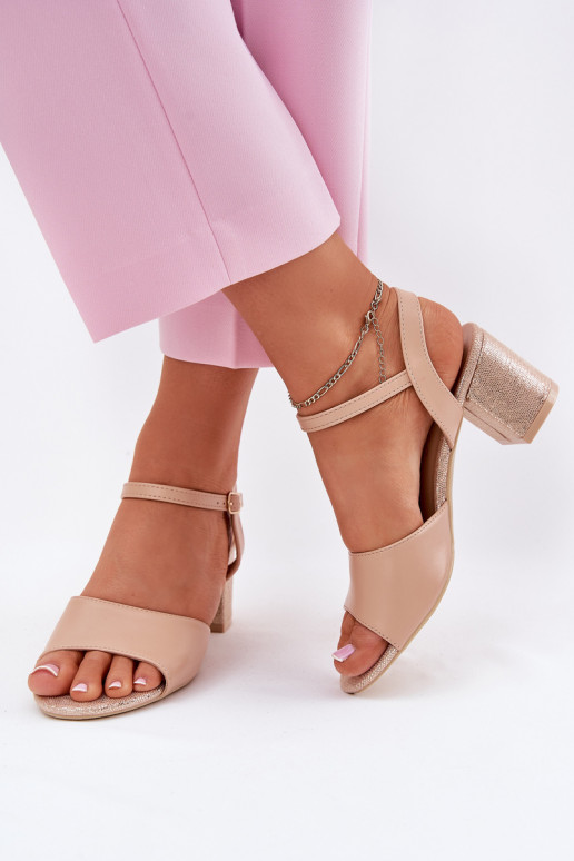 Sieviešu basenes Vinceza 20275 smilšu krāsas Sieviešu basenes Vinceza 20275 smilšu krāsas