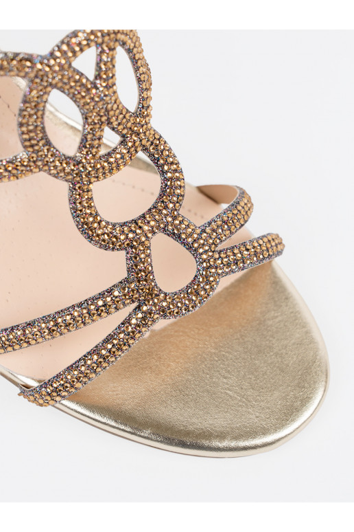 Zelta krāsas čības  uz papēža Sergio Leone Zelta krāsas čības  uz papēža Sergio Leone