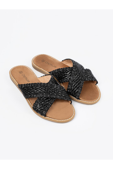 ar rakstiem Melnas krāsas čības   2