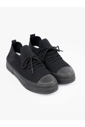 Melns  kurpes 2