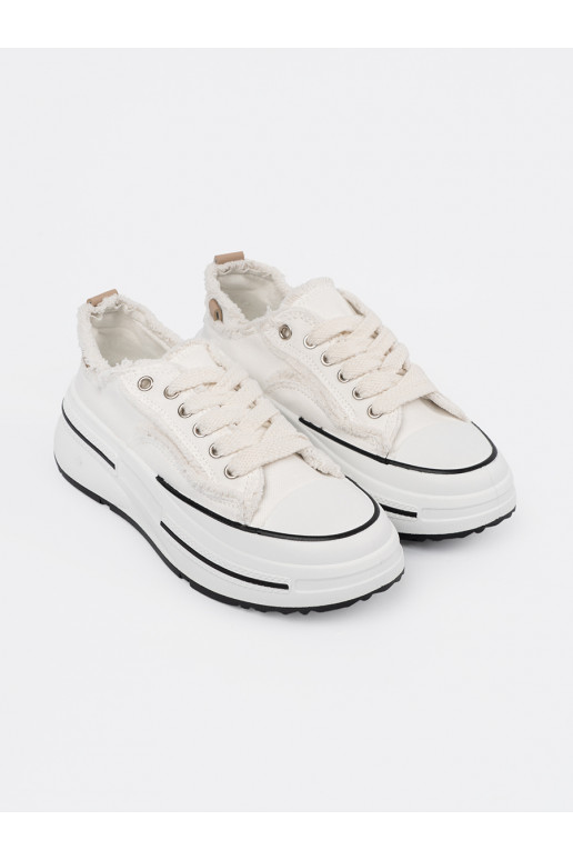 baltas krāsas  kurpes ar platformu