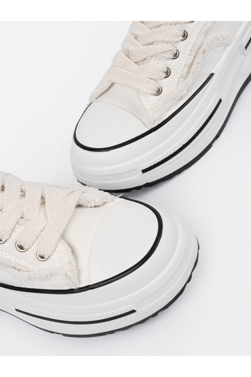 baltas krāsas  kurpes ar platformu