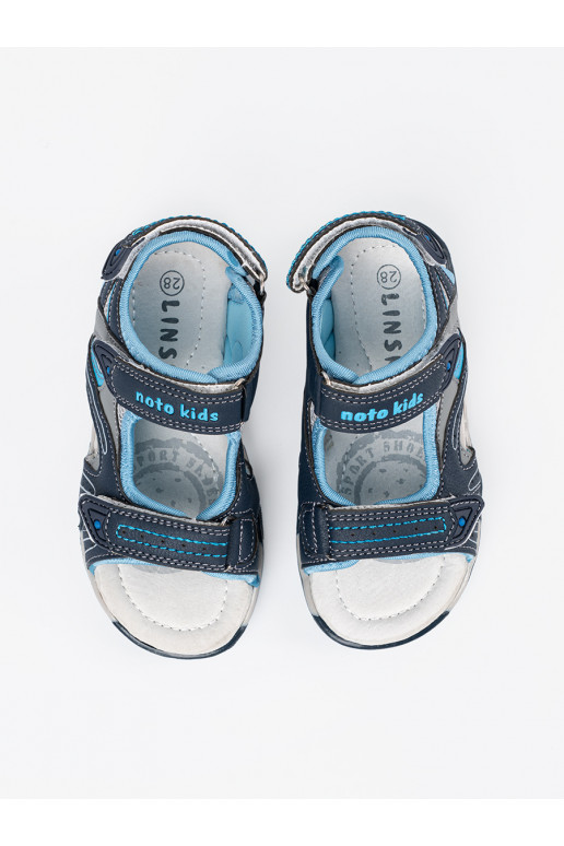 tumši zilas krāsas kurpes 