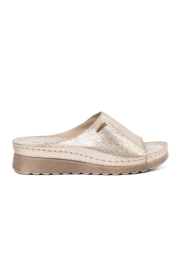 Sieviešu čības  ar platformu