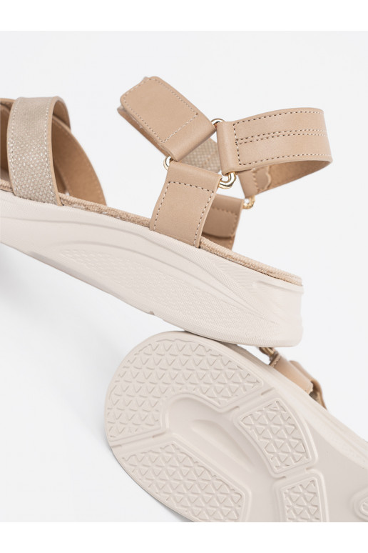 Ziloņkaula krāsas kurpes 