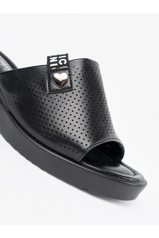 Melns čības  ar platformu 