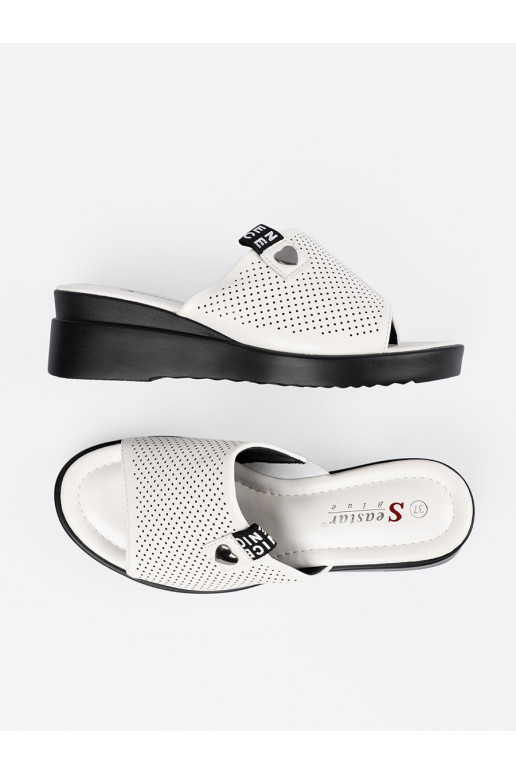 baltas krāsas  čības  ar platformu