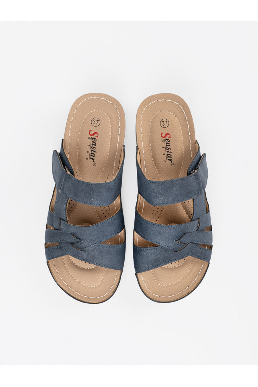 Zilas krāsas čības   z ozdobnym em