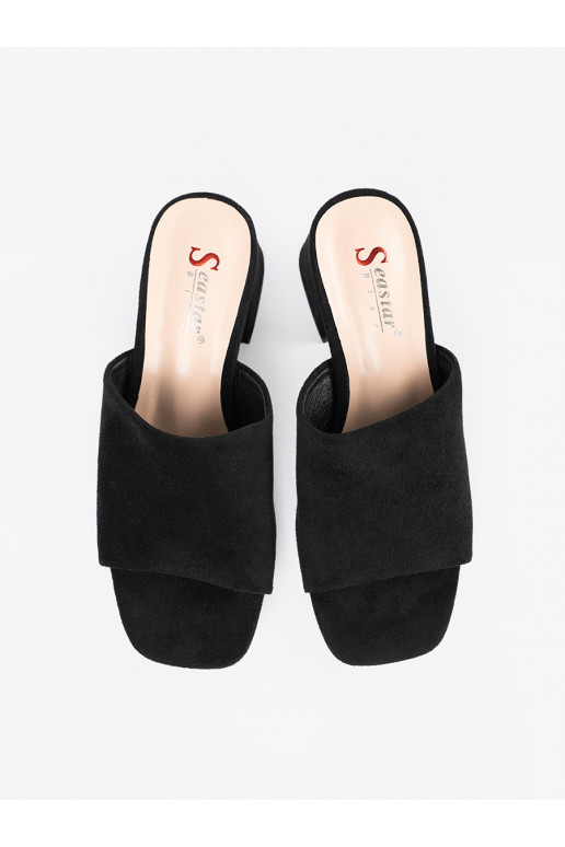  Melnas krāsas čības  