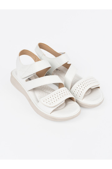 baltas krāsas kurpes  y 2