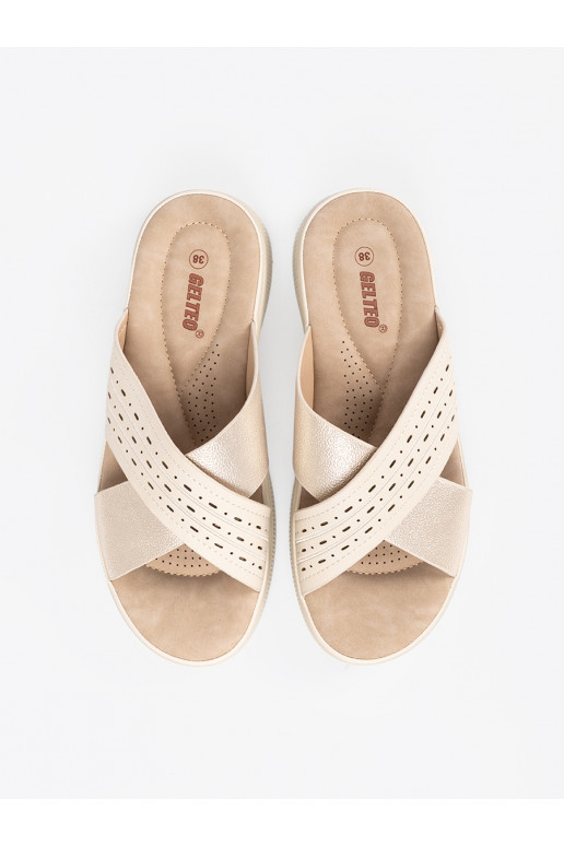 Ziloņkaula krāsas čības  ar platformu