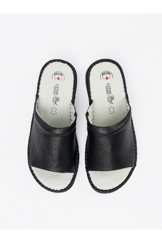 Čības ze skórzaną wkładką Melnas krāsas