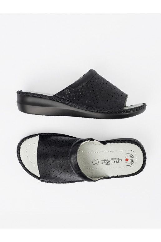 Čības ze skórzaną wkładką Melnas krāsas