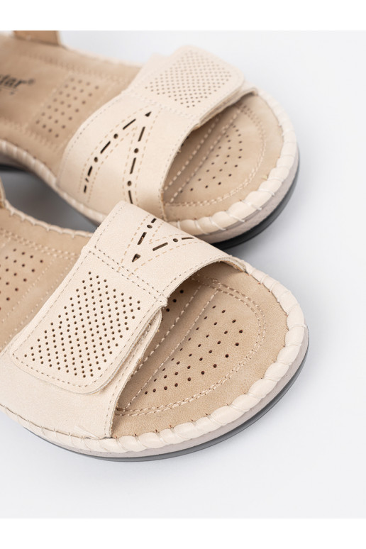 Ziloņkaula krāsas  kurpes 