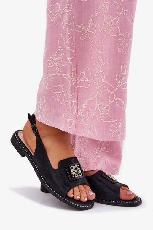 Eleganta stila Sieviešu basenes ar platiem papēžiem ar ornamentiem S.Barski KV51-082 Melns Eleganta stila Sieviešu basenes ar platiem papēžiem ar ornamentiem S.Barski KV51-082 Melns