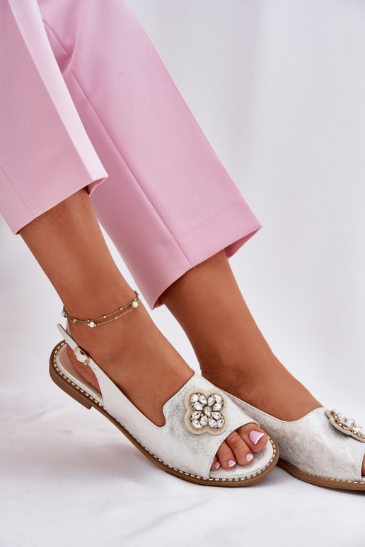 Sieviešu basenes ar platiem papēžiem  Detalem S.Barski KV51-080 Sudraba krāsas Sieviešu basenes ar platiem papēžiem  Detalem S.Barski KV51-080 Sudraba krāsas