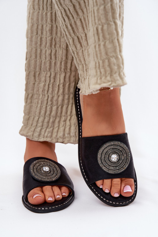 sieviešu čības ar platiem papēžiem ar ornamentiem S.Barski KV51-013 Melns sieviešu čības ar platiem papēžiem ar ornamentiem S.Barski KV51-013 Melns