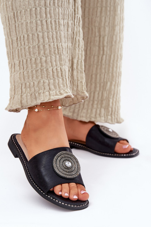 sieviešu čības ar platiem papēžiem ar ornamentiem S.Barski KV51-013 Melns sieviešu čības ar platiem papēžiem ar ornamentiem S.Barski KV51-013 Melns