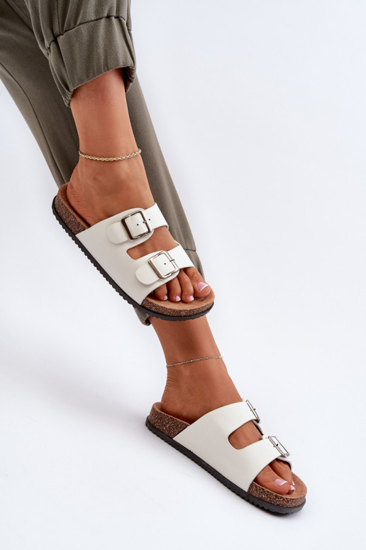 sieviešu čības ar sprādzēm baltas krāsas Oliena sieviešu čības ar sprādzēm baltas krāsas Oliena