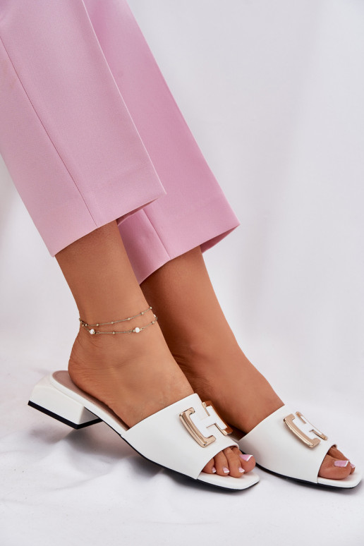 Eleganta stila sieviešu čības  Ze Zelta krāsasm Detalem Vinceza 62229 baltas krāsas Eleganta stila sieviešu čības  Ze Zelta krāsasm Detalem Vinceza 62229 baltas krāsas