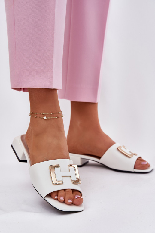 Eleganta stila sieviešu čības  Ze Zelta krāsasm Detalem Vinceza 62229 baltas krāsas Eleganta stila sieviešu čības  Ze Zelta krāsasm Detalem Vinceza 62229 baltas krāsas