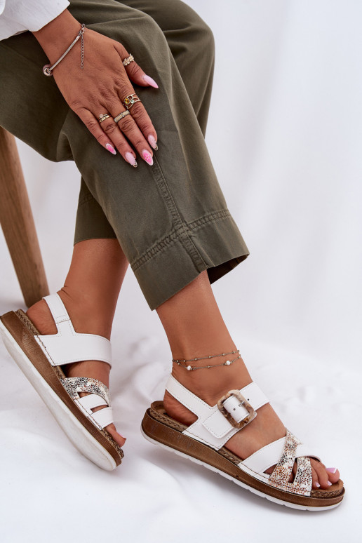 Sieviešu basenes ar sprādzēm Inblu GS000056 baltas krāsas Sieviešu basenes ar sprādzēm Inblu GS000056 baltas krāsas