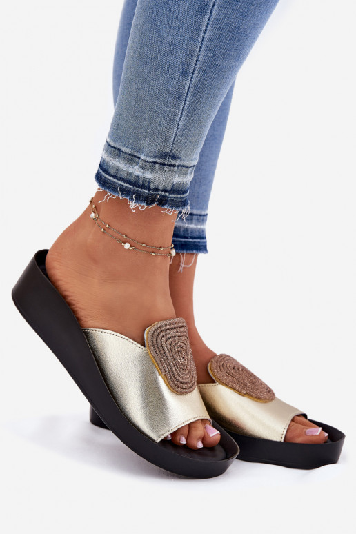 Čības ar ornamentiem KV51-028 Zelta krāsas    Čības ar ornamentiem KV51-028 Zelta krāsas