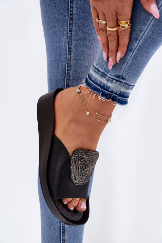 Čības ar ornamentiem KV51-028 Melns    Čības ar ornamentiem KV51-028 Melns