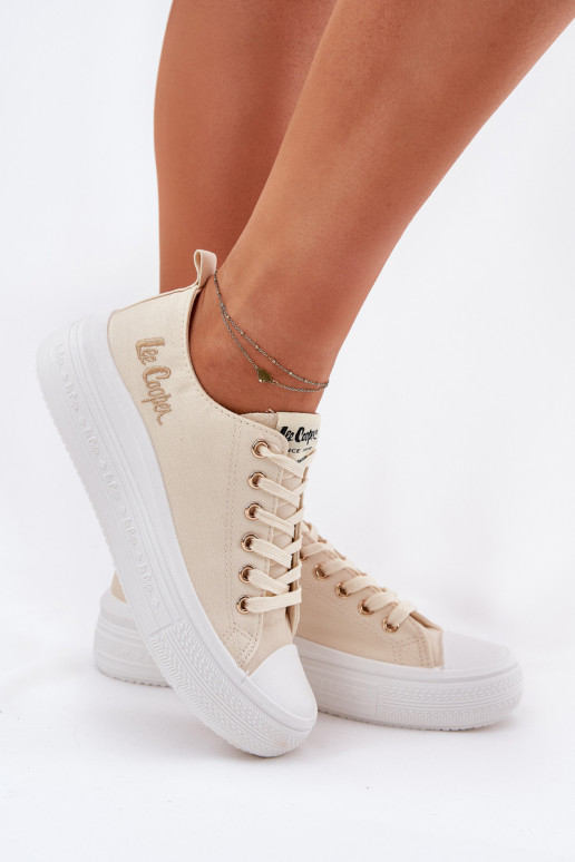 sieviešu puszābaki ar platformu Lee Cooper LCW-24-44-2464L smilšu krāsas