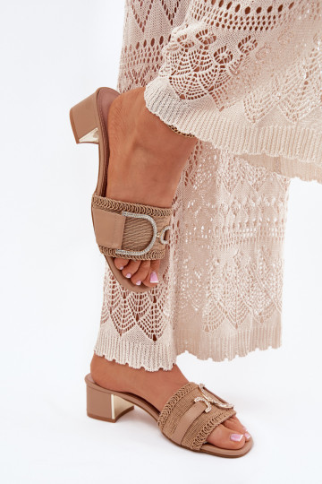  Čības ar papēdi  Detalem smilšu krāsas Julinemi