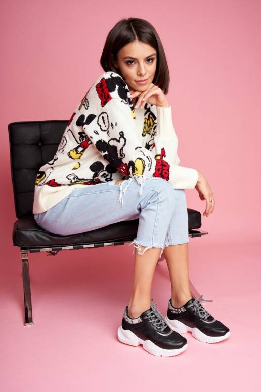 Sportliku stiiliga jalanõud...