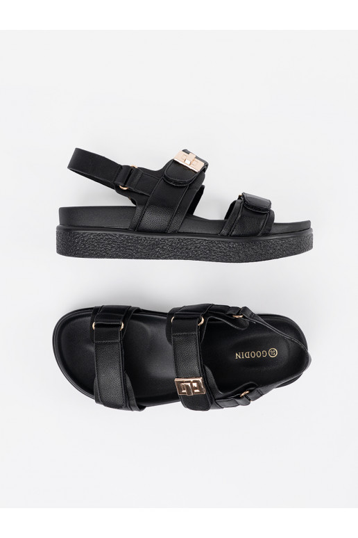 Melns  kurpes ar platformu