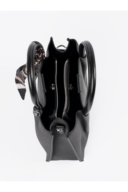 Melnas krāsas średnia Soma z ozdobną chustą